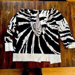 Fabletics black and white hoody